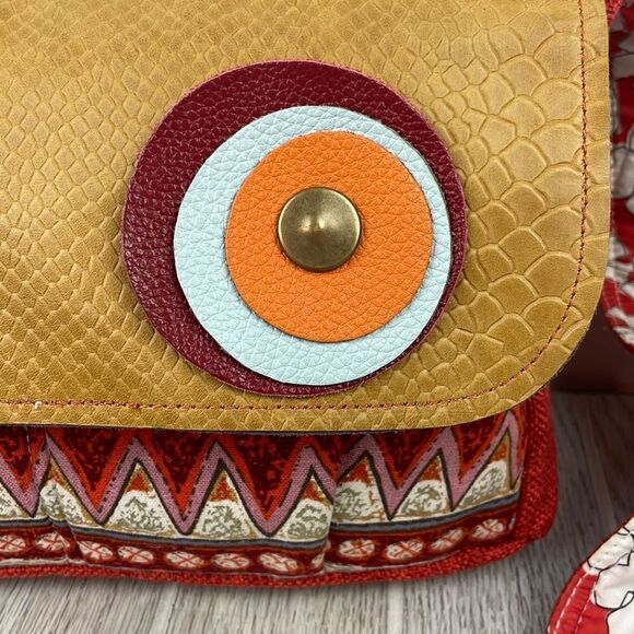 Sage & Harper Women's Multi Media Medium Crossbody Bag Red and Tan - Picture 3 of 16